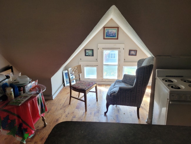Photo - 408 Lawler Ave S Unit Apartment 1