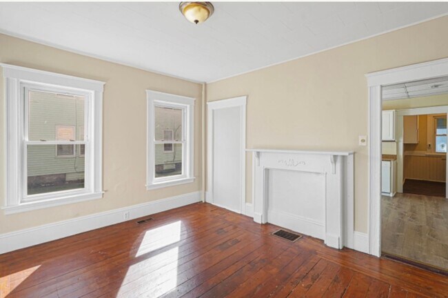Photo - 112 West St Apartamento Unidad 1st fl