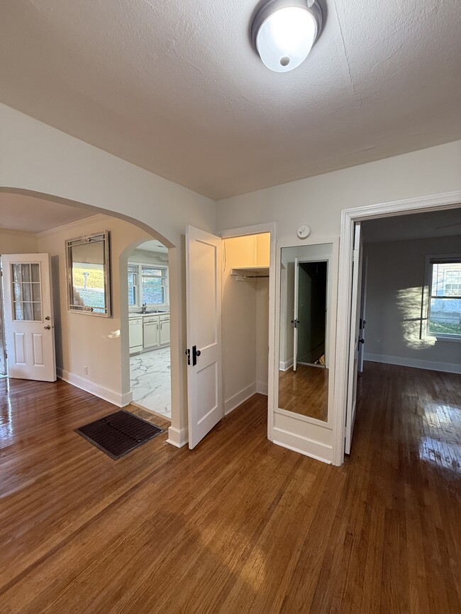 Photo - 10074 Central Dr