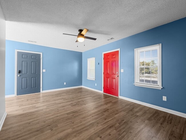 Photo - Welcome to Crown Point!