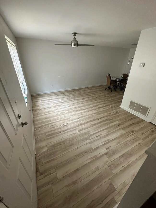 Photo - 283 Flagstone Way Townhome