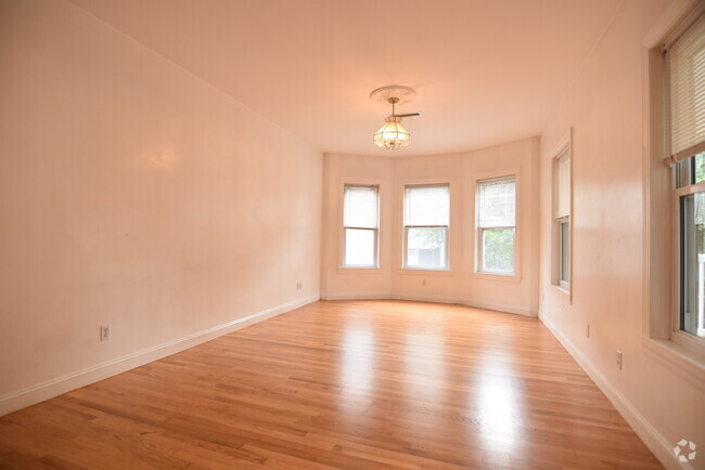 Building Photo - 44 Champney St Unit 2 Rental