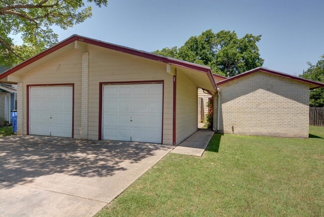 Building Photo - 410 Vista W Ct Unit B Rental