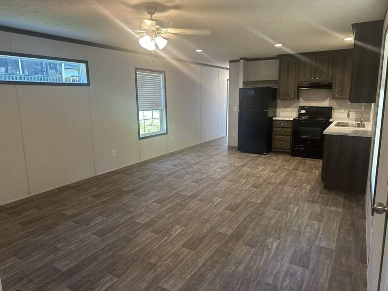 Photo - 43 Pine Path Ln