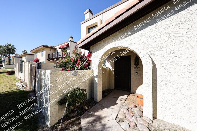 Photo - 8825 S 48th St