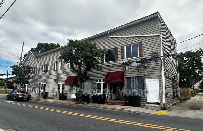 Photo - 62 W Church St Unit 2