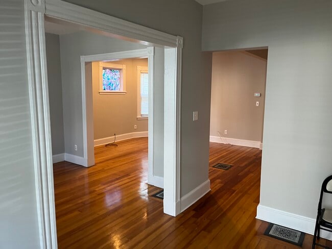 Photo - 23 Taft St Unit 1