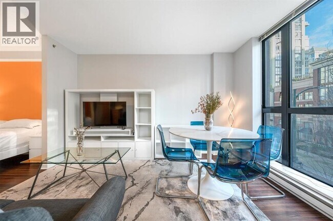 Photo - 1295 Richards St Unit 311