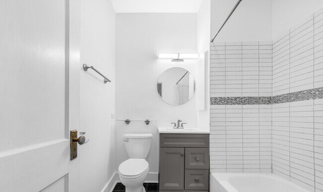 Photo - 731 W Bittersweet Pl