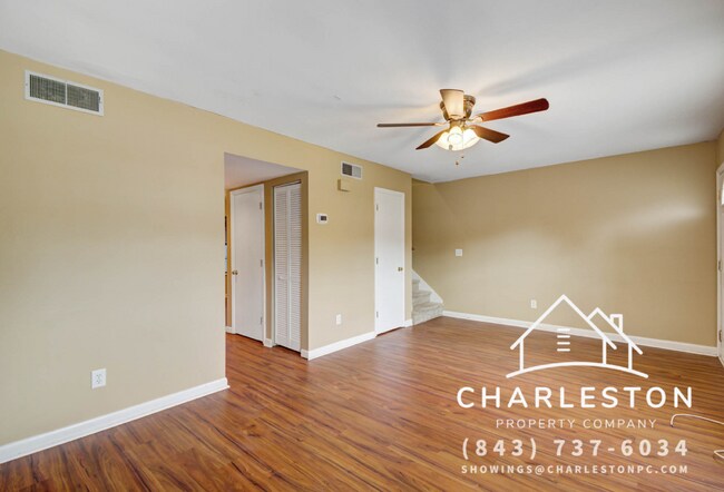 Photo - 2318 Applebee Way