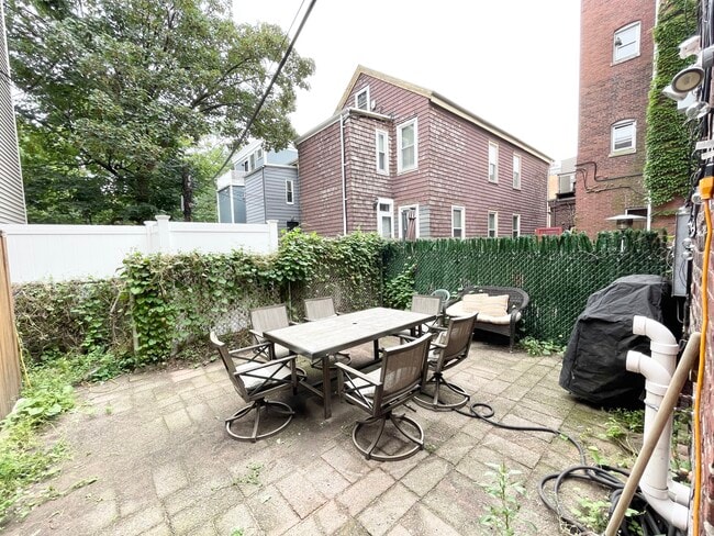 Photo - 98 L St Unit 0
