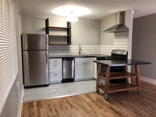 Browne’s 8 Apartments