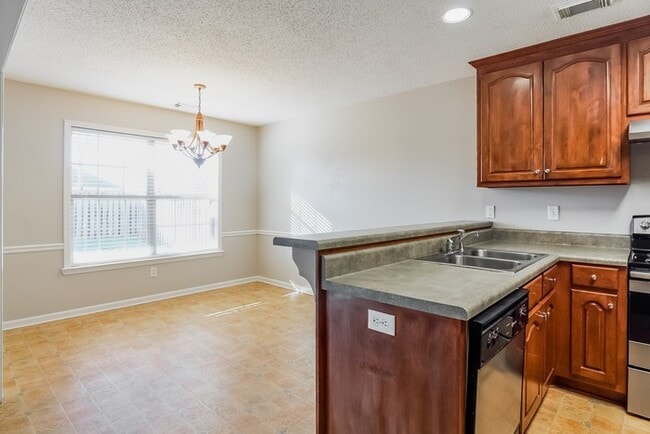 Photo - Charming 3 Bedroom Tuscaloosa Home