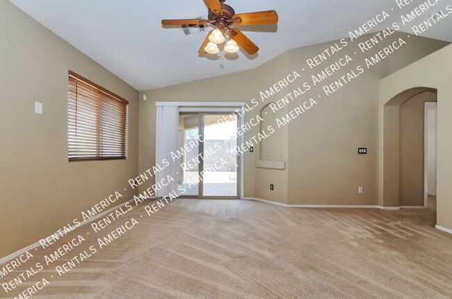 10462 E Jerrell Cove St