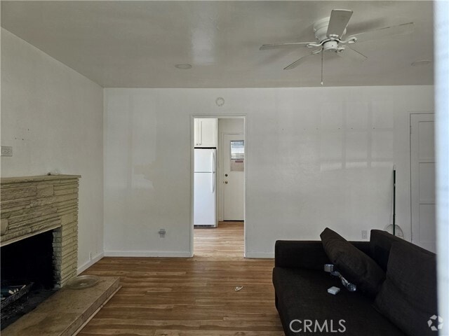 Building Photo - 432 Heliotrope Ave Rental