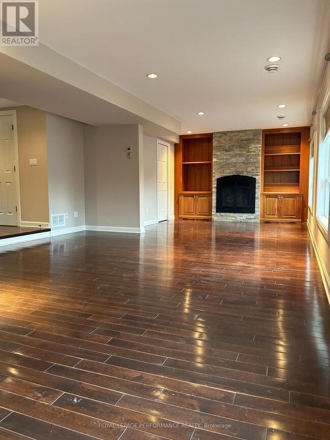 Photo - 2487 Huntley Rd