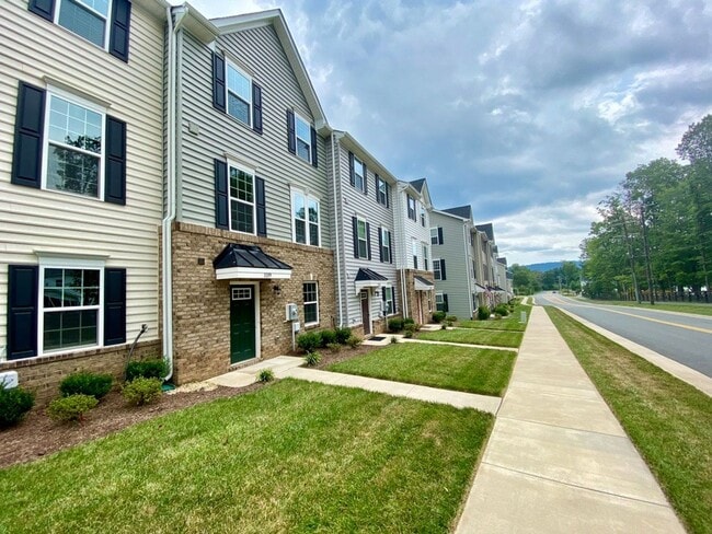 Photo - 1119 Sunset Ave Ext