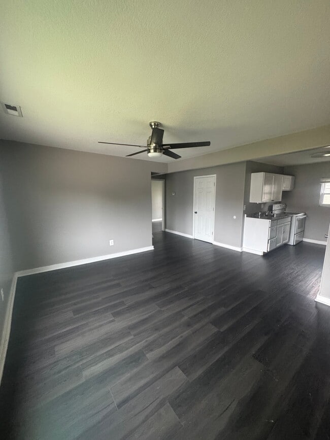 Photo - 4416 E Bayley St