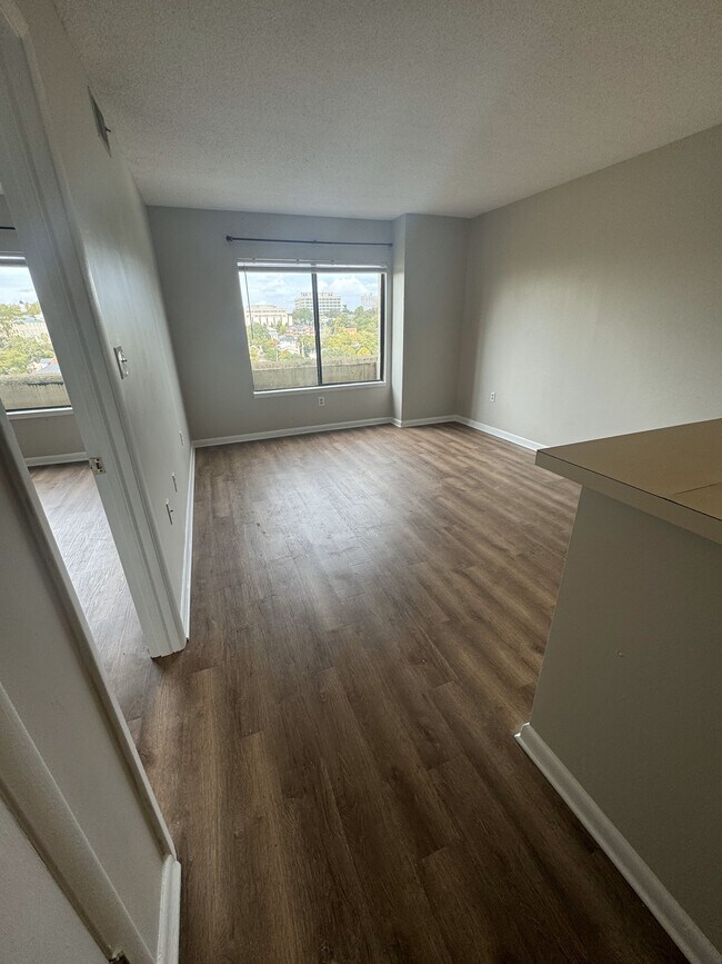 Photo - 1600 Park Cir Condo Unit 1210