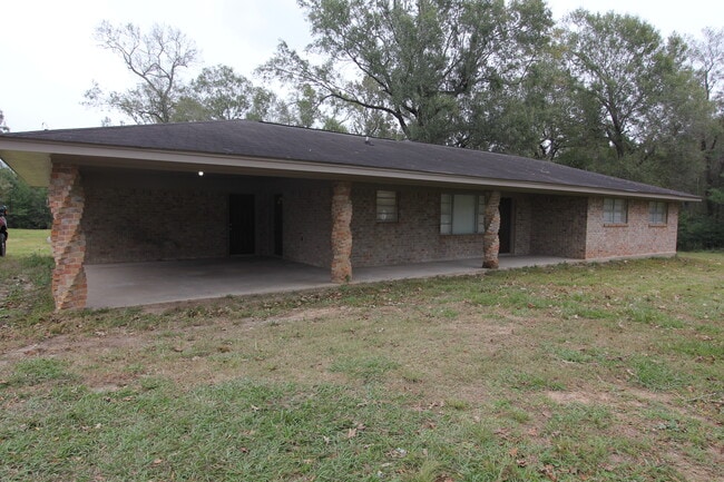 Building Photo - 225 FM 105 Rental