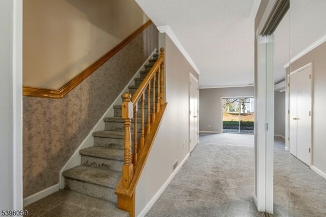 Photo - 604 Brokaw Ct