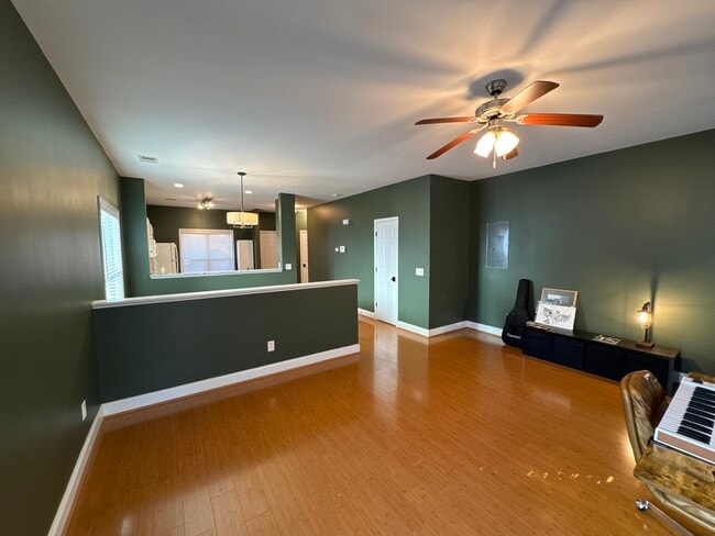 Photo - 1917 Wayne St