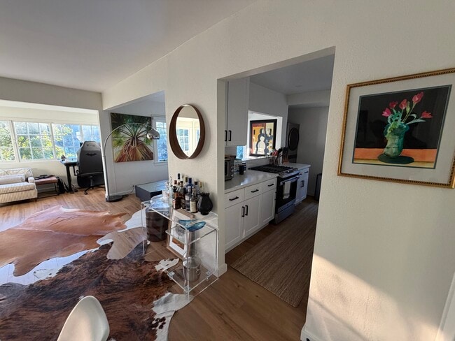 Photo - 6124 Glen Tower St Apartamentos Unidad 6124