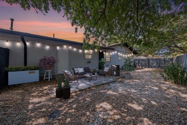 Photo - 1810 Mearns Meadow Blvd