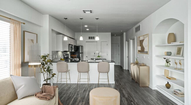 Building Photo - Crescent