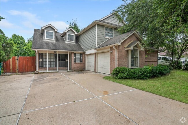 Building Photo - 4807 Shadowdale Dr Rental