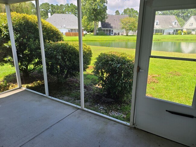 Photo - Freshly renovated and low maintenance