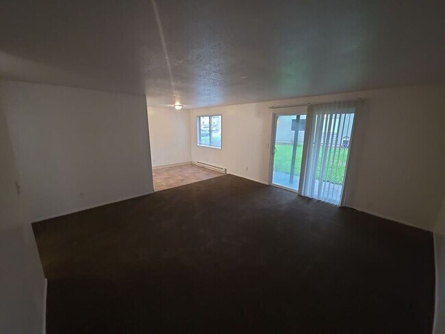 Photo - 3782 Iberis St NE