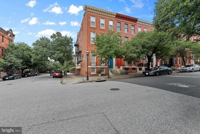 Photo - 1435 Bolton St