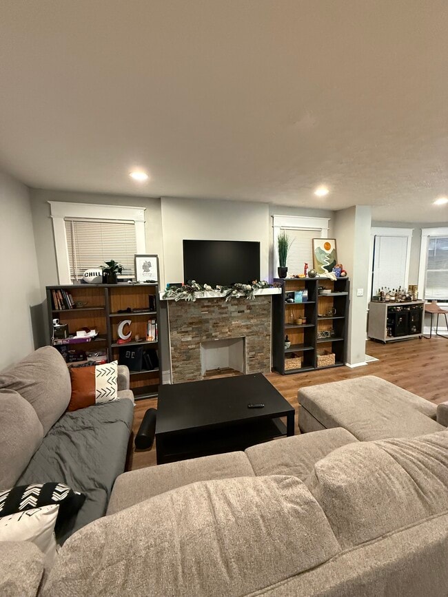 Photo - 2242 Buxton Ave Unit 1