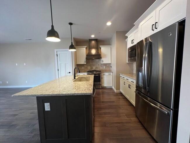 Photo - $2,350 | 2 Bedroom, 2.5 Bathroom Luxury Co...