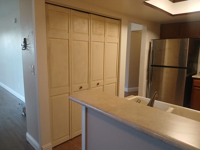 Photo - 775 Kingston Dr Unit A