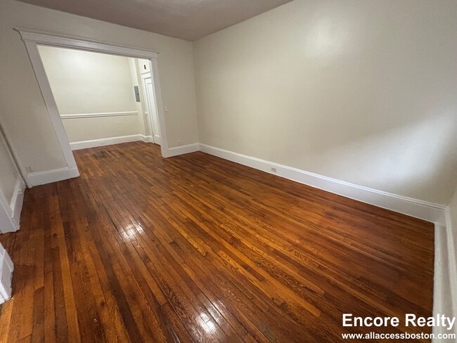 Photo - 1348 Commonwealth Ave Unit 18