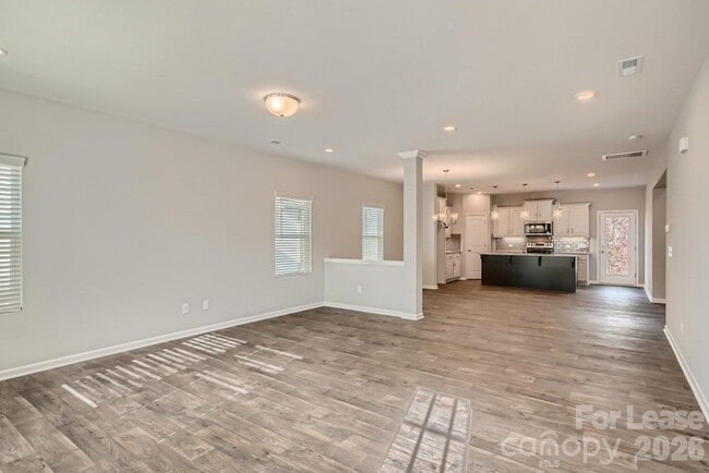 170 Fairfield Dr