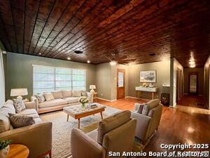 Photo - 1305 San Jacinto St