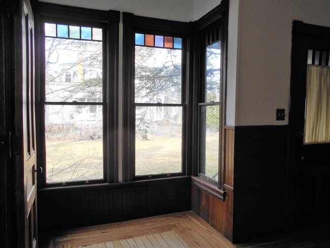 Photo - 8 5th Ave Unit 8 5th Ave Apt 2