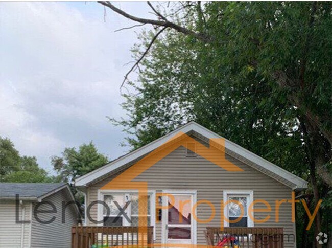 Building Photo - Updated 2 bedroom Home in Hazel Park