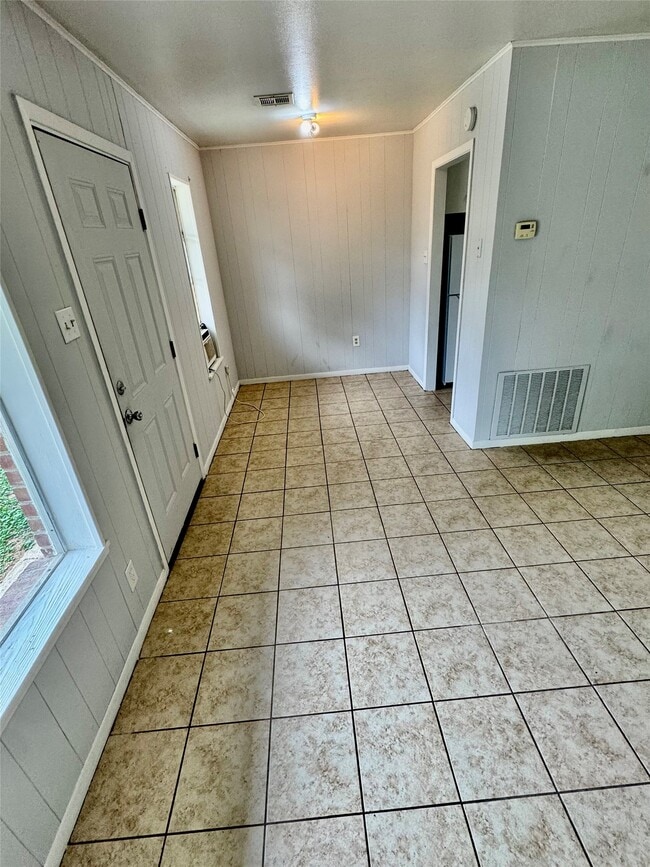 Photo - 116 W Davitt St Unit 3