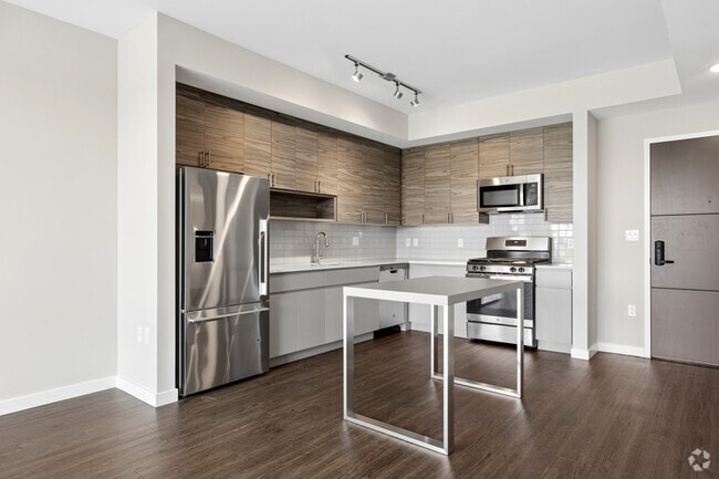 1BR, 1BA - 842SF - Kitchen