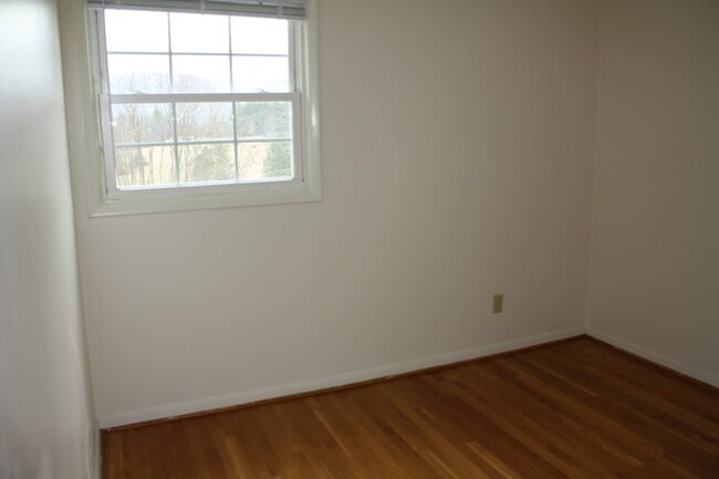 BR-2 - 1615 W Main St Unit 1615 West Main St.