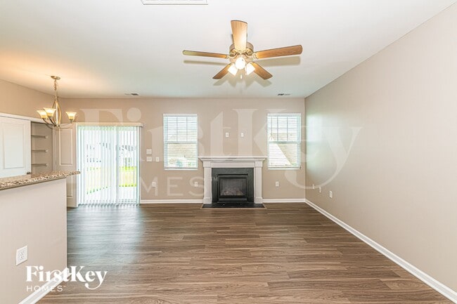 Photo - 637 Starry Sky Dr
