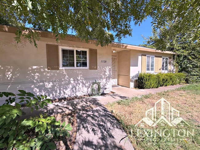 Photo - Charming 4-Bedroom Home in Arden-Arcade with Spacious Yard & Convenient Location