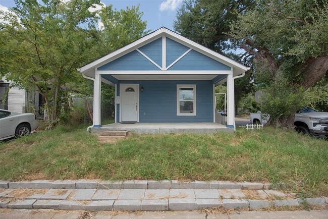 Building Photo - 2802 Canfield St