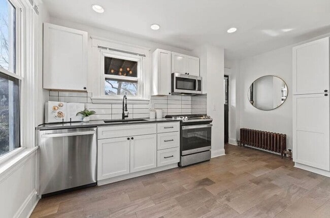 Photo - 3639 Columbus Ave