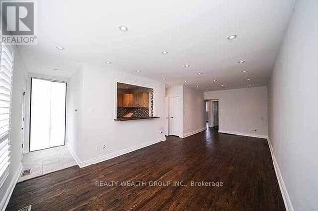 Photo - 271 Mcconvey Dr