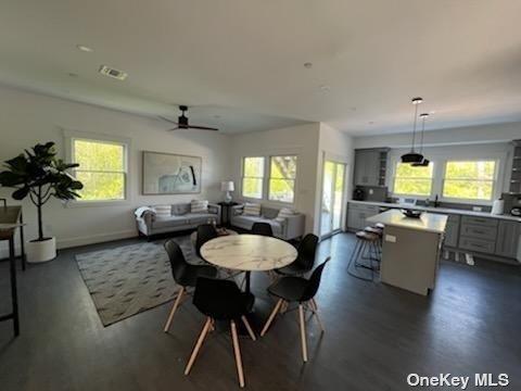 Photo - 572 Bayberry Walk